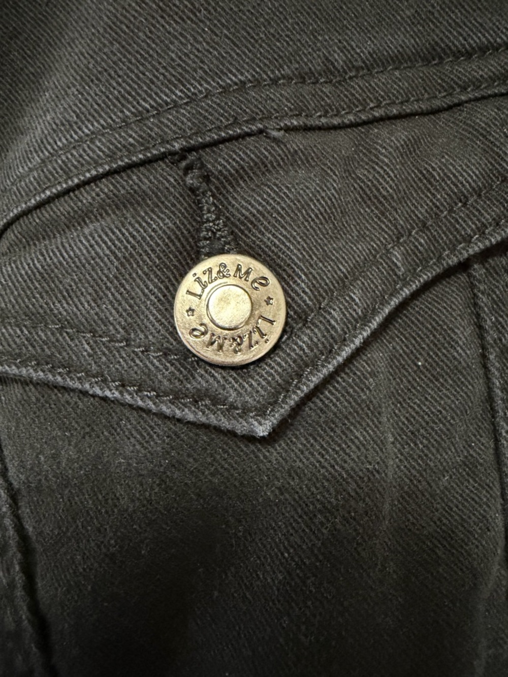 Liz & Me Signature Black Denim Jacket - Picture 6 of 6